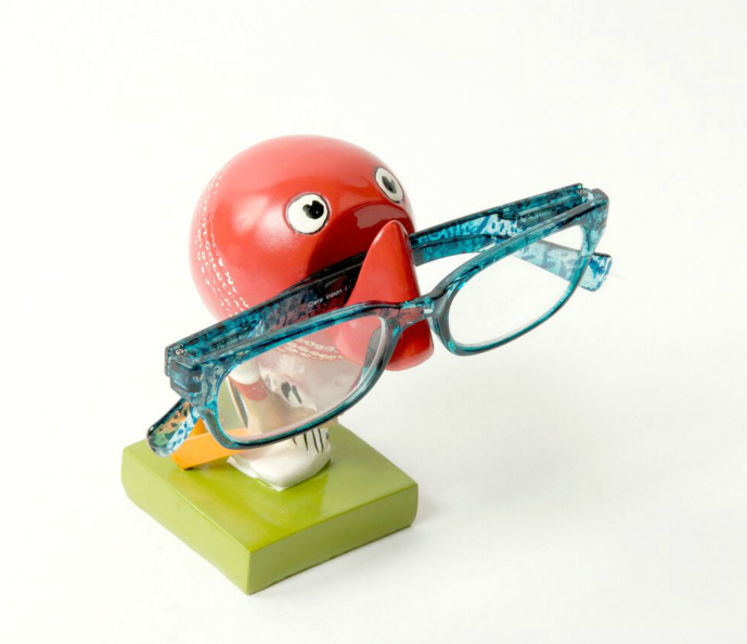 Cricket Sports Nose Eye Glass Spectacles Holder