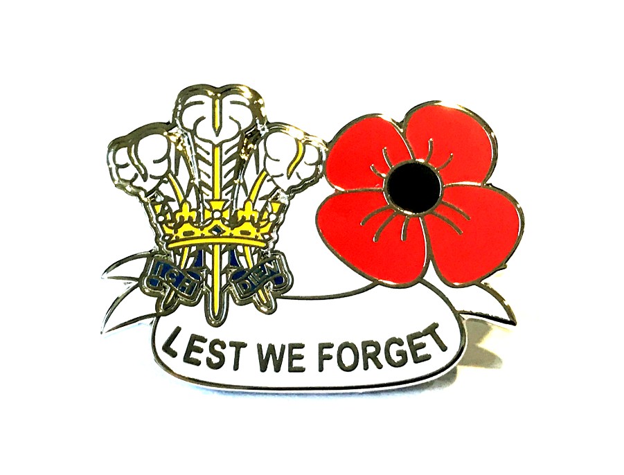Lest We Forget Crown and Poppy Pin Badge
